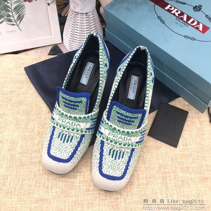PRADA普拉達 2019頂級版本 刺繡系列 春夏時尚 粗跟方頭單鞋 網紅同款  ljl1036